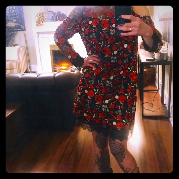 Sugar Lips Dress Size Medium - Picture 2 of 8